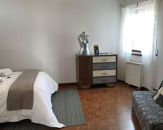 Alegria Apartment Downtown Porto, 2- 5 pax - Porto - Slaapkamer