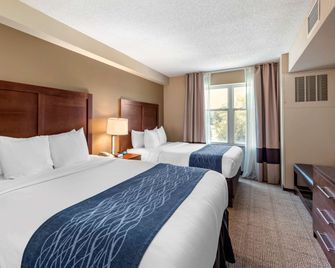 Comfort Inn & Suites Virginia Beach - Norfolk Airport - Virginia Beach - Bedroom