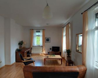 Apartment at Levinscherpark, 3km from downtown - Göttingen - Stue
