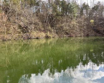 Welcome to Sanatoga Springs! Your private lake house. - Pottstown