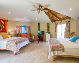Tamarindo Village Hotel - Tamarindo - Bedroom
