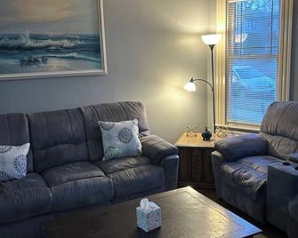 Historical District Getaway [Lower] - Olean