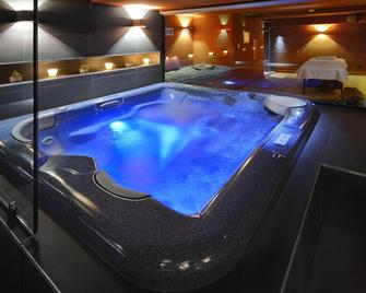 Lake Spirit Boutique Hotel & Spa - Іоанніна - Басейн