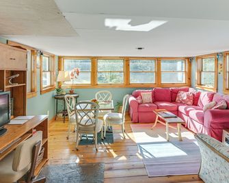 13 Mi to Acadia: Artistic Retreat in Nature - Trenton