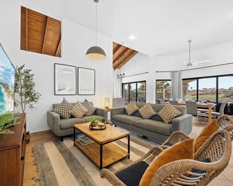 Bocobay Tierra del Sol Golf Course Resort - Noord - Living room