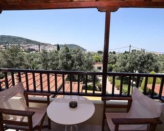 Studios Filippos - Skopelos - Varanda