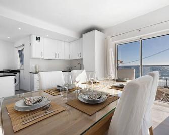 Casinha - Burgau - Comedor