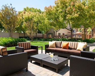 Sonesta Select San Jose Airport - San Jose - Patio