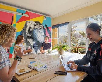 Mad Monkey Hostel Coogee Beach - Sydney