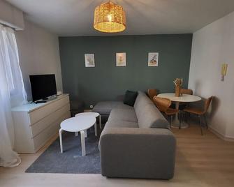 Studio confortable et charmant - Paris - Wohnzimmer