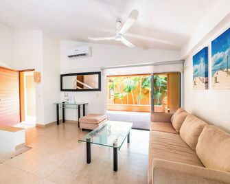 Hotel Ixzi Plus - Ixtapa - Vardagsrum