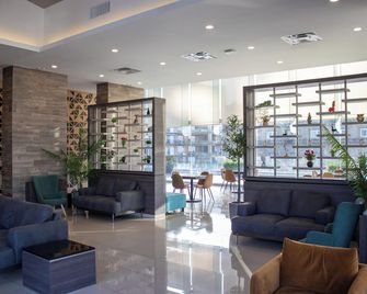 Hotel Kavia Monterrey - Monterrey - Lobby