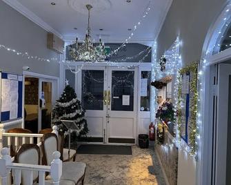 New Birchfield Hotel - Weston-super-Mare