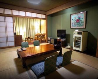 Hotel Ikaho Ginsui - Shibukawa