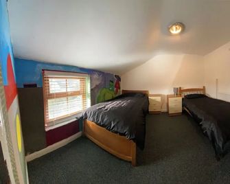 Southgate Lodge - Single/Twin, Double and Family rooms - King's Lynn