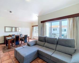 Eddys House by Atlantic Holiday - Machico - Sala de estar