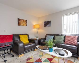 Kings Lodge Apartment & Patio - Belfast - Sala de estar