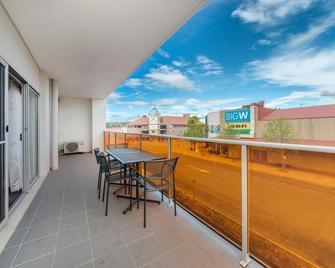 Abode Tuggeranong - Canberra - Balcony