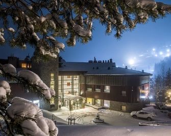 Hotel Spa Dr Irena Eris Krynica Zdrój - Krynica-Zdrój - Building
