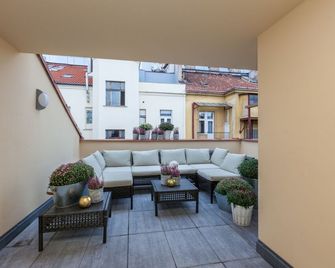 Salvatore Prague Rooms - Praha - Parveke