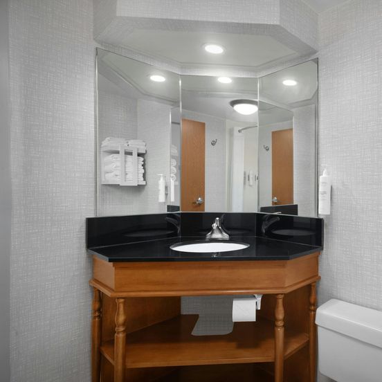 Hampton Inn Pittsburgh/Greentree image 1
