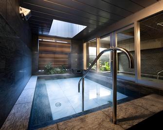 Keikyu Ex Inn Keikyu Kamata Ekimae - Tokio - Piscina