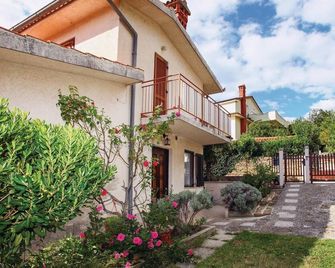 1 Bedroom Lovely Apartment In Portoroz - Piran - Gebäude