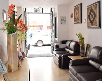 Hotel Posada Guadalupe - Puebla City - Front desk