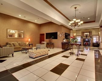 Holiday Inn Express & Suites Laurel By IHG - Laurel - Lobby