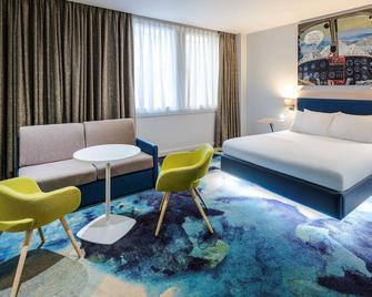 ibis Styles London Heathrow Airport - Hayes - Κρεβατοκάμαρα