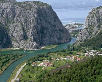 Pansion Begic - Omiš - Outdoor view