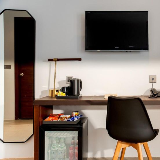 Wh Hotel 310 image 1