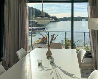 Amazing Home In Hebnes With Wifi - Hebnes - Comedor
