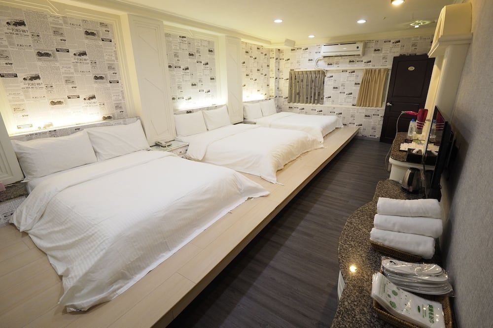 Heyue Hotel - Hsinchu - Soveværelse