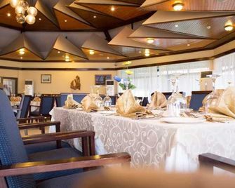 Elmina Beach Resort - Elmina - Restaurante