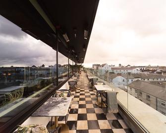 ذا دين جالواي - غالواي - شرفة