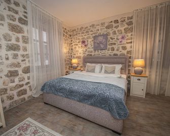 Antika Guesthouse - Kotor