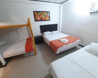 Hotel Arcoiris Girardot - Girardot - Ložnice