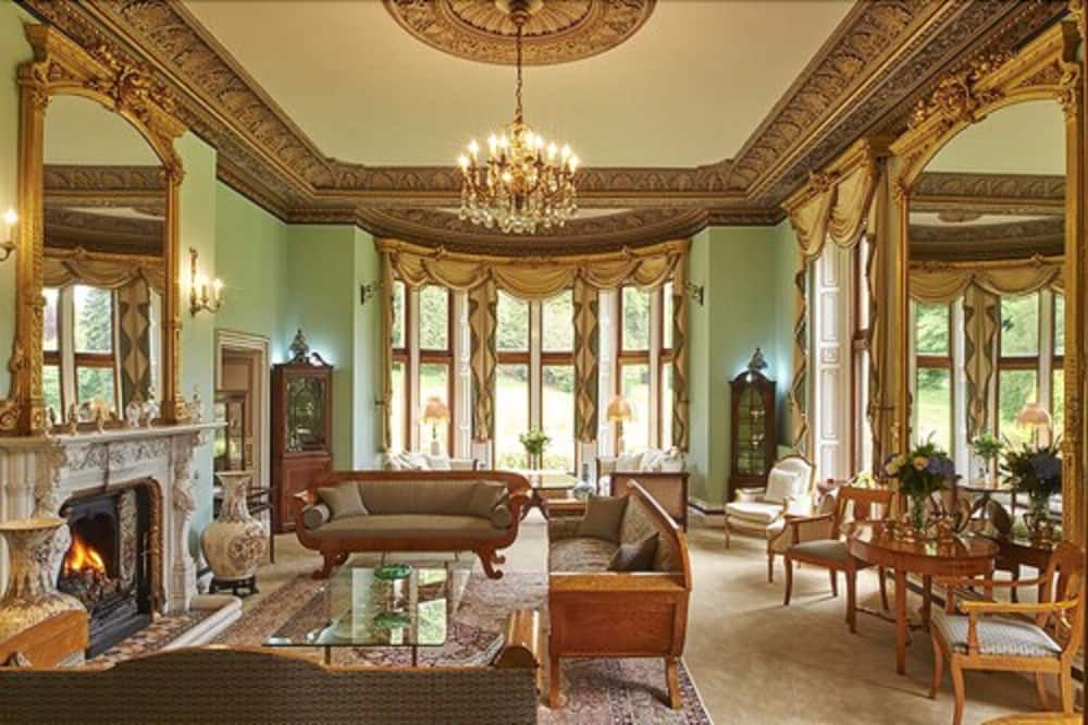 بيل هول هوتل