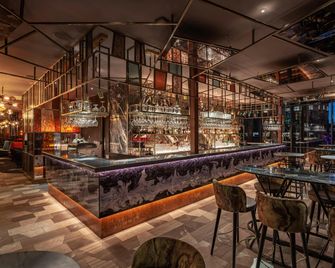 DoubleTree by Hilton London - Tower of London - London - Bar