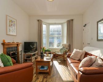 Breakers Point - St. Ives - Living room