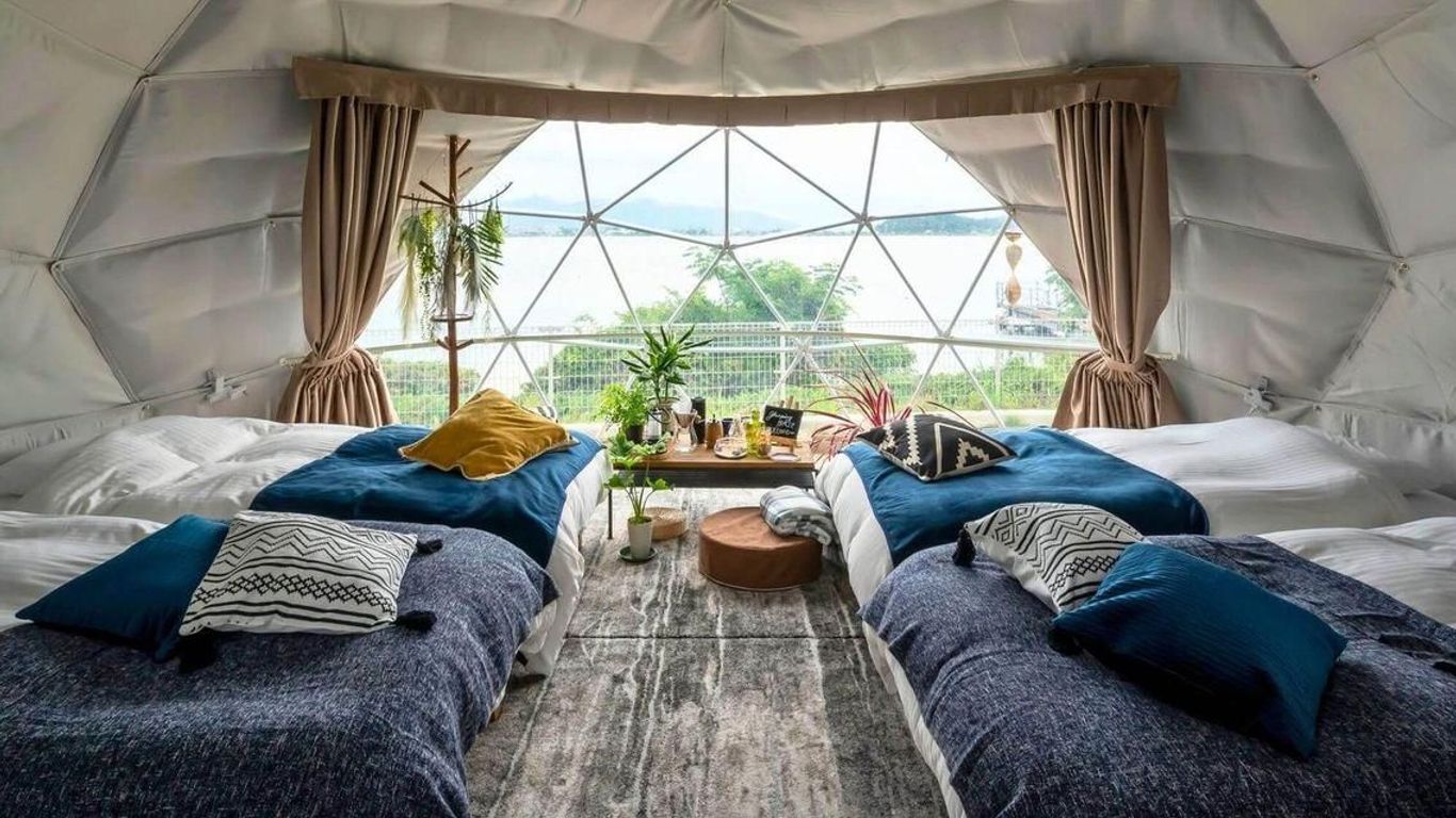 湖濱溫泉國引飯店