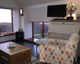 Pew With A View - Seafront Cottages - Фрейзербург - Вітальня