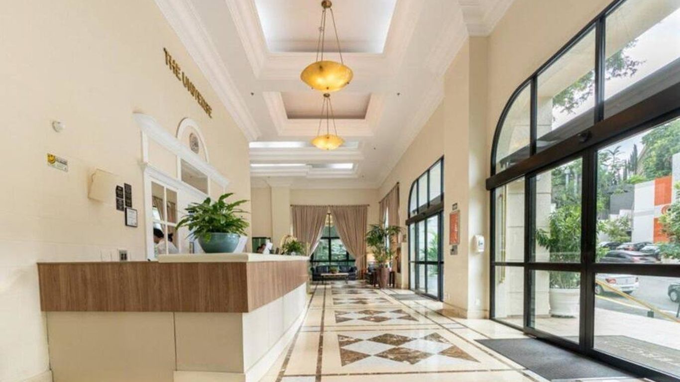 Intercity Pamplona - The Universe Paulista