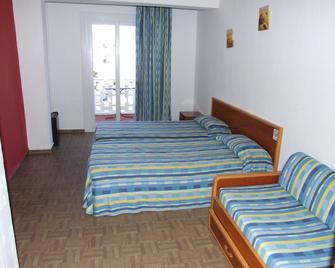 Hostal Sol de Mallorca - S'Arenal - Bedroom