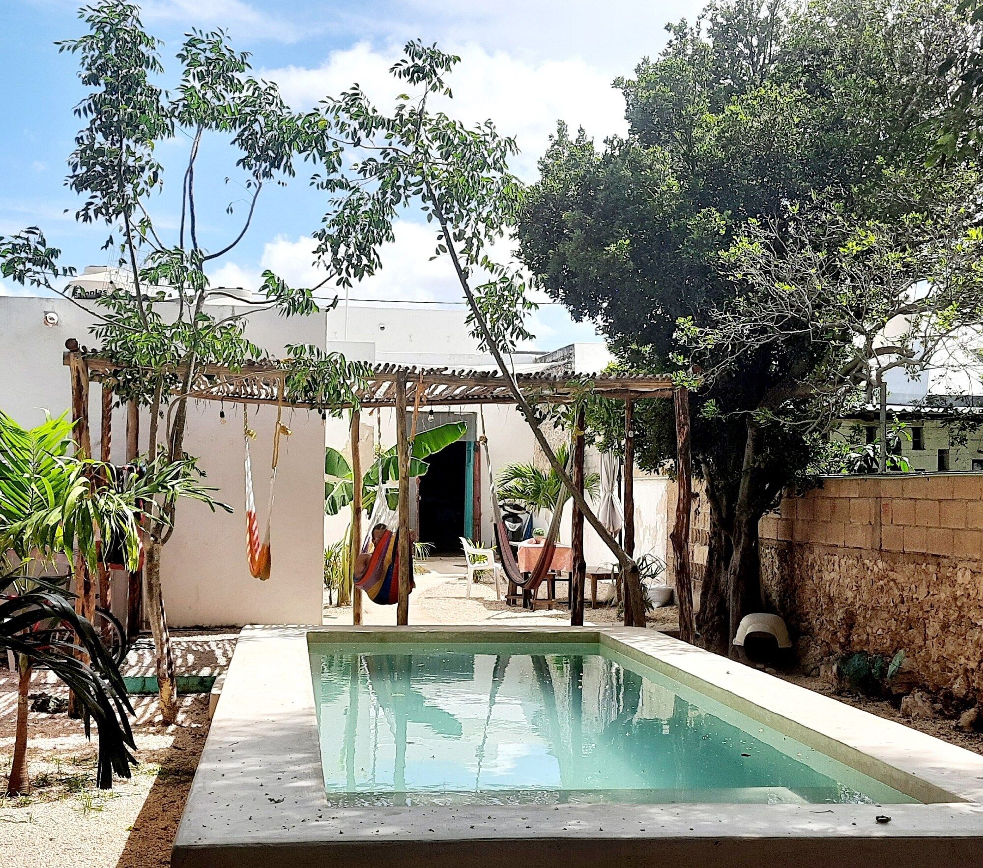 Guaya Hostel - מרידה - בריכה