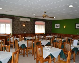 Hotel Restaurante Las Camelias - Navia - Restaurant