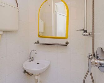 Apartment Silent Bay Historical by Interhome - Sestri Levante - Badkamer