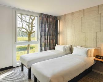 B&B HOTEL Marne-la-Vallée Val d'Europe - Serris - Bedroom