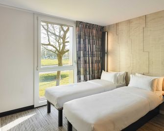B&B HOTEL Marne-la-Vallée Val d'Europe - Serris - Chambre